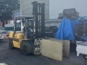 452127